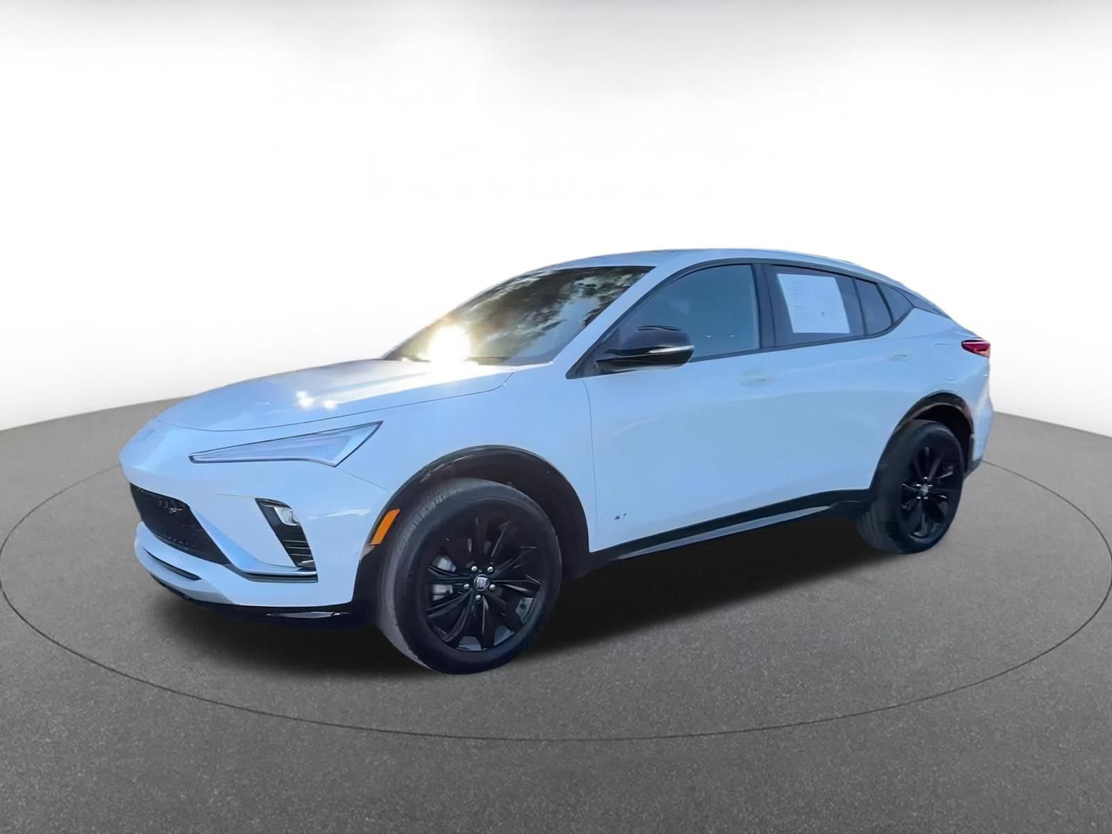 Used 2025 Buick Envista Sport Touring image 8