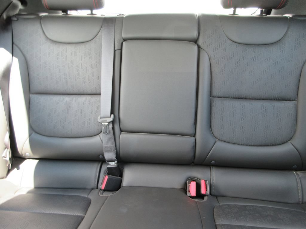 Certified 2023 Chevrolet Bolt EUV LT w/ Convenience Package FWD image 18