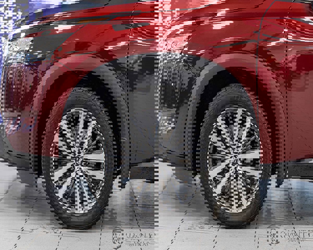 Used 2022 Nissan Pathfinder Platinum w/ Cargo Package image 7