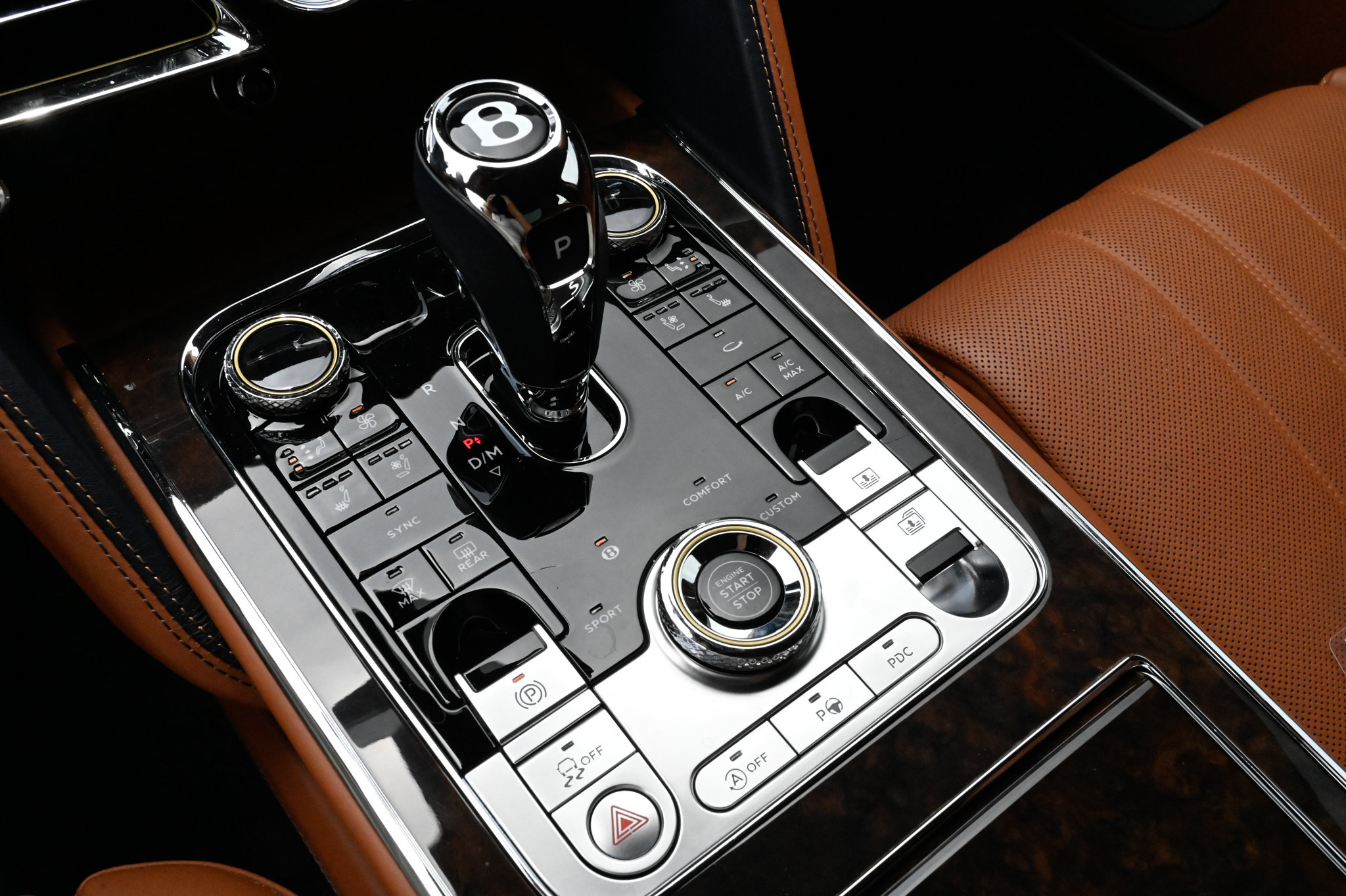 Used 2022 Bentley Flying Spur V8 AWD/4WD image 29