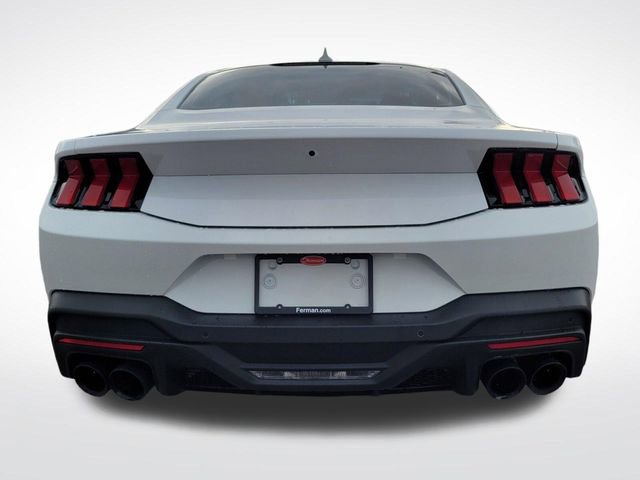 Used 2025 Ford Mustang Dark Horse image 8