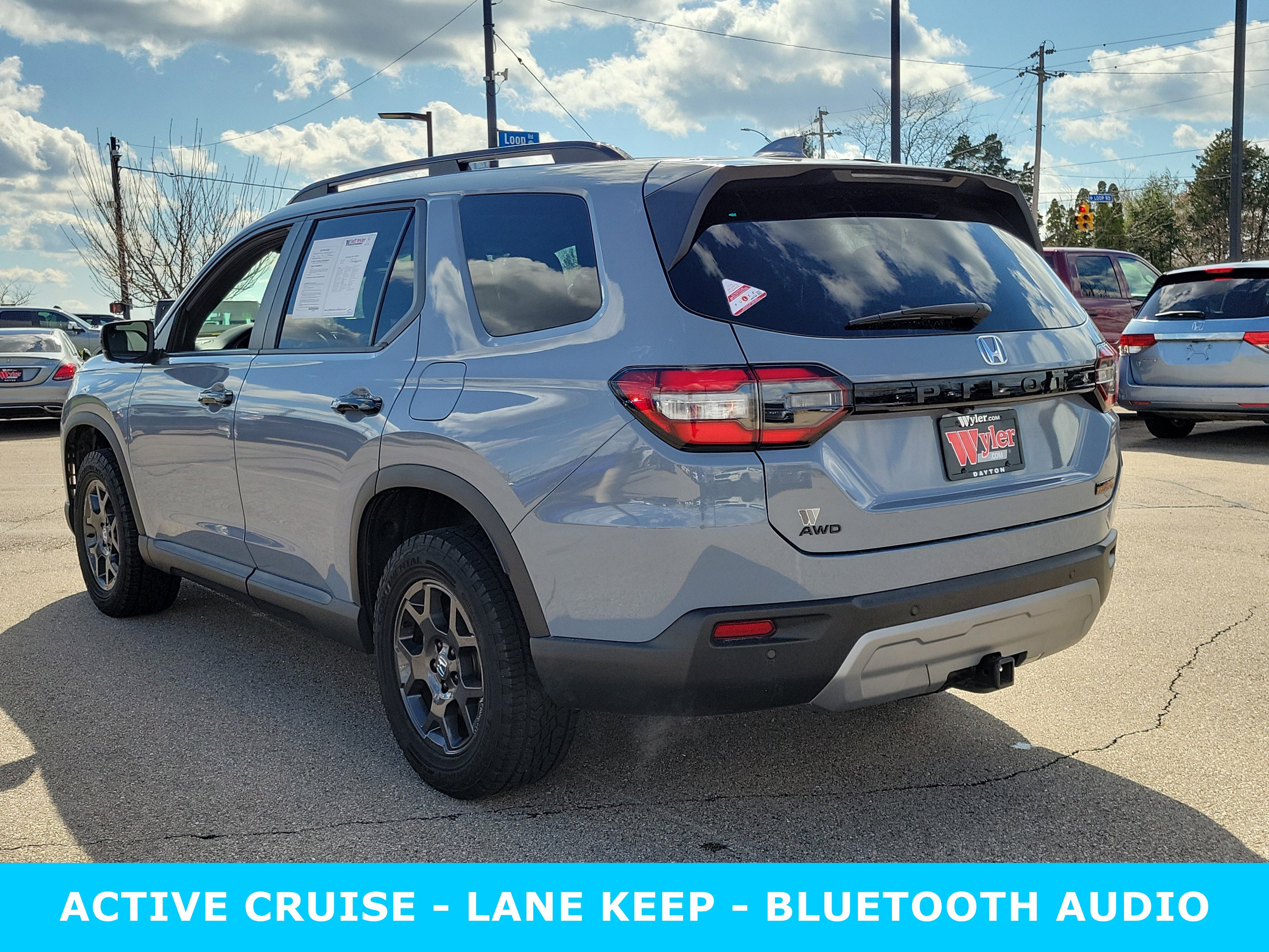 Used 2025 Honda Pilot TrailSport image 3