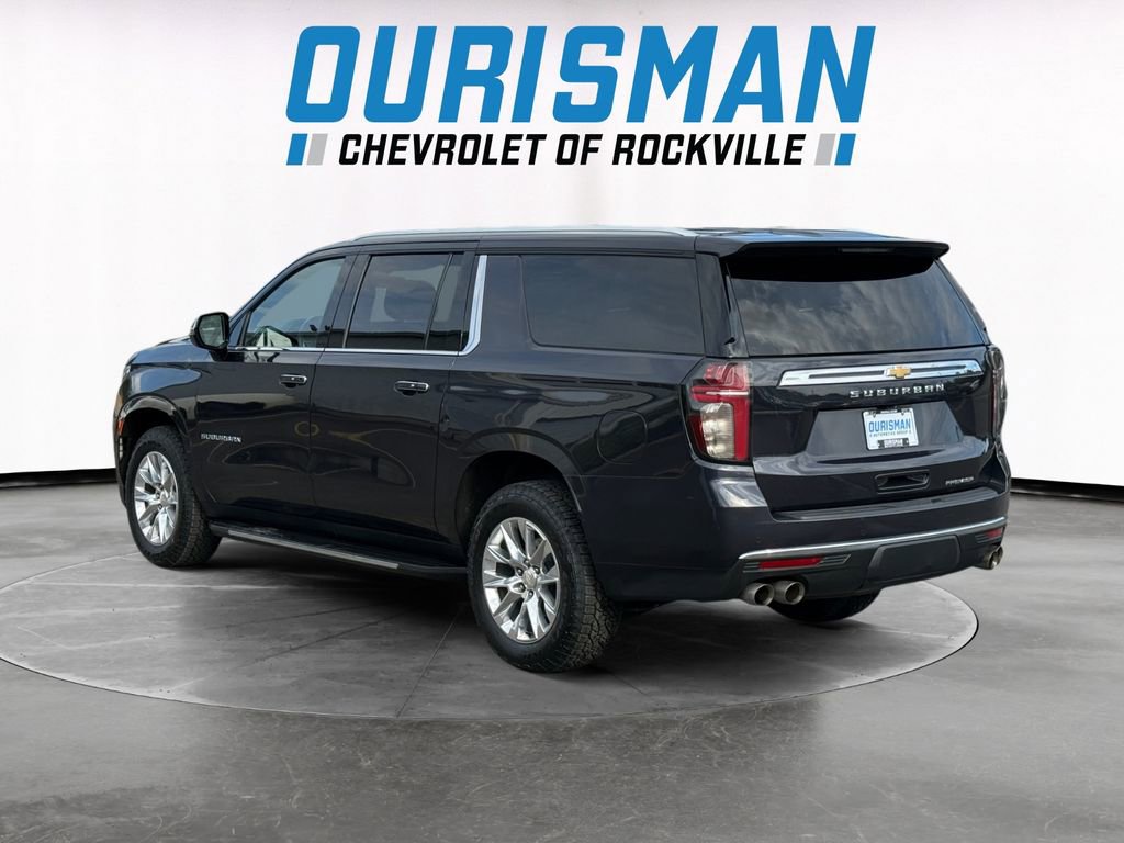 Used 2022 Chevrolet Suburban Premier AWD/4WD image 4