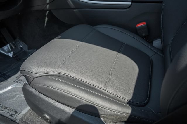New 2026 Mercedes-Benz C 300 4MATIC Sedan image 34