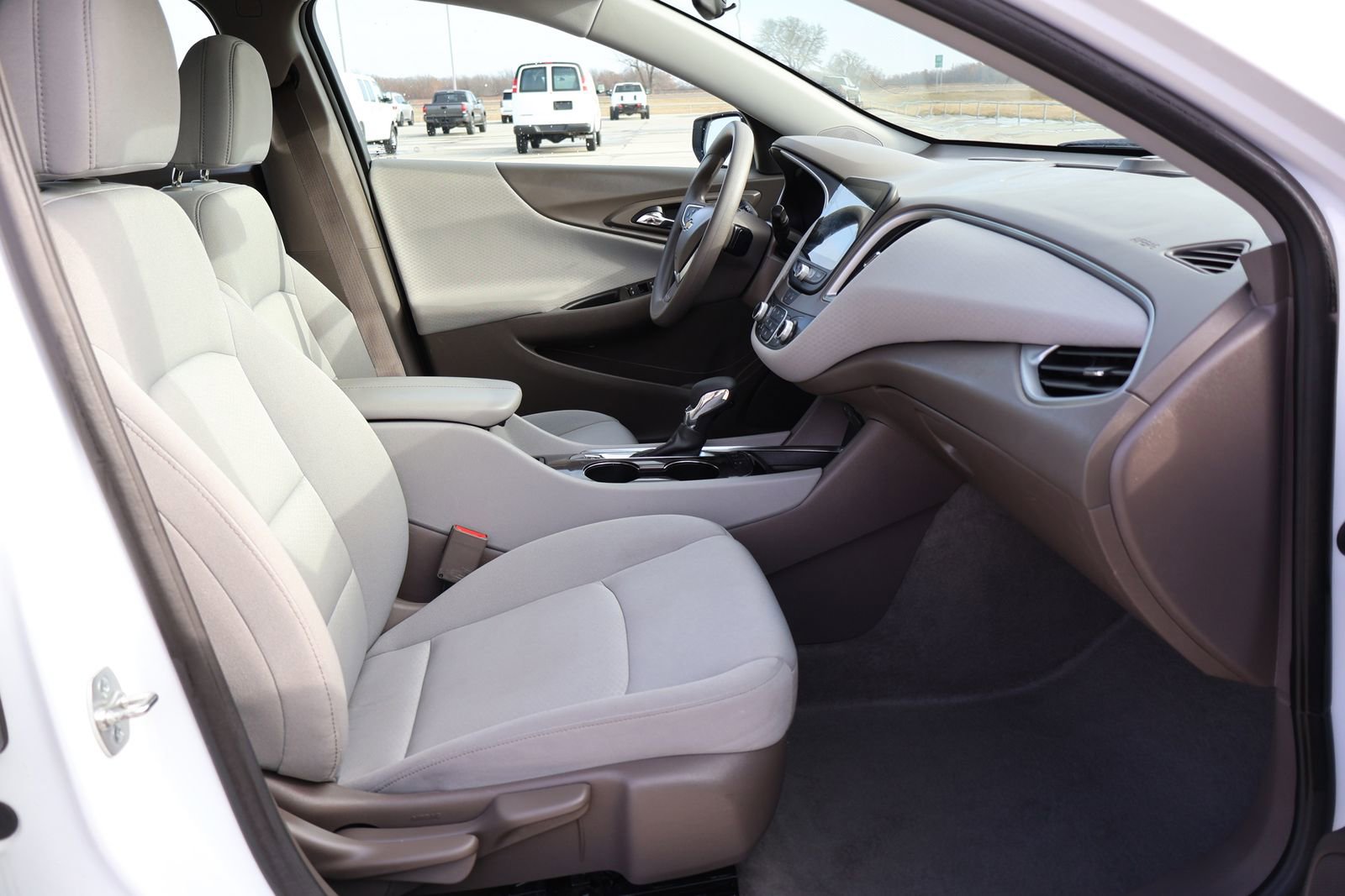 Used 2025 Chevrolet Malibu LT image 13