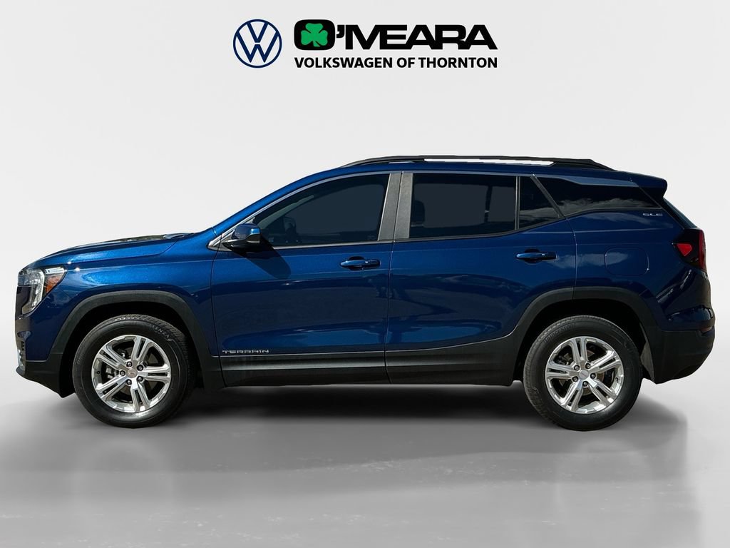 Used 2022 GMC Terrain SLE w/ Driver Convenience Package AWD/4WD image 2