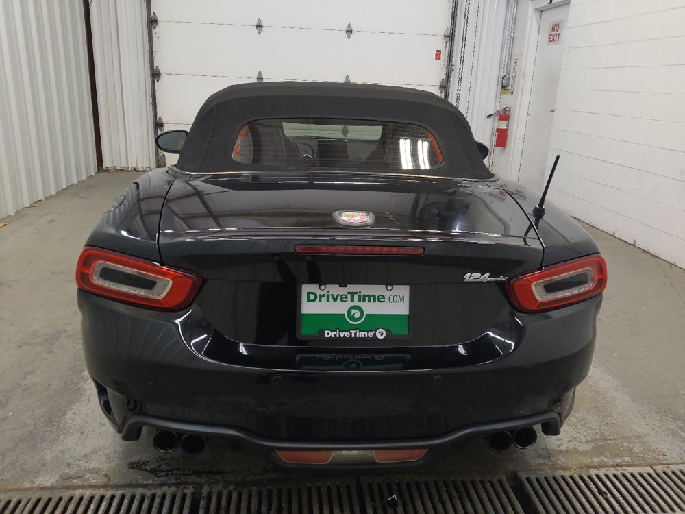 Used 2017 FIAT 124 Spider Abarth RWD image 6