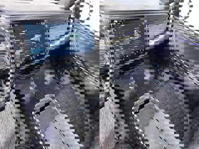 Used 2022 Rivian R1T Adventure image 36