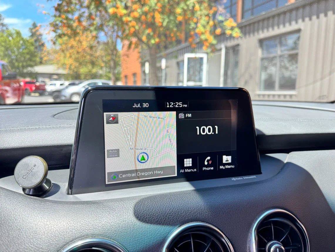 Used 2020 Kia Stinger GT-Line w/ Sun & Sound Package RWD image 17