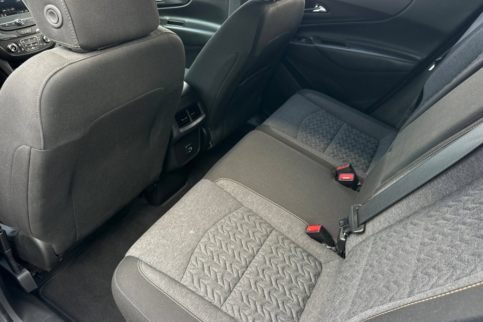 Used 2024 Chevrolet Equinox LT FWD image 14