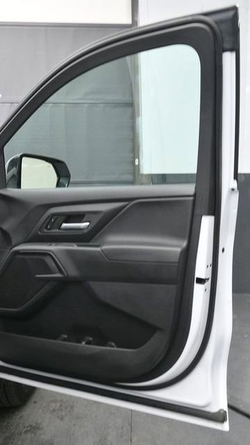 Used 2024 Chevrolet Silverado EV W/T image 9