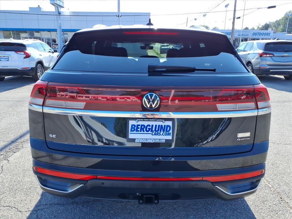 Used 2026 Volkswagen Atlas Cross Sport SE AWD/4WD image 5
