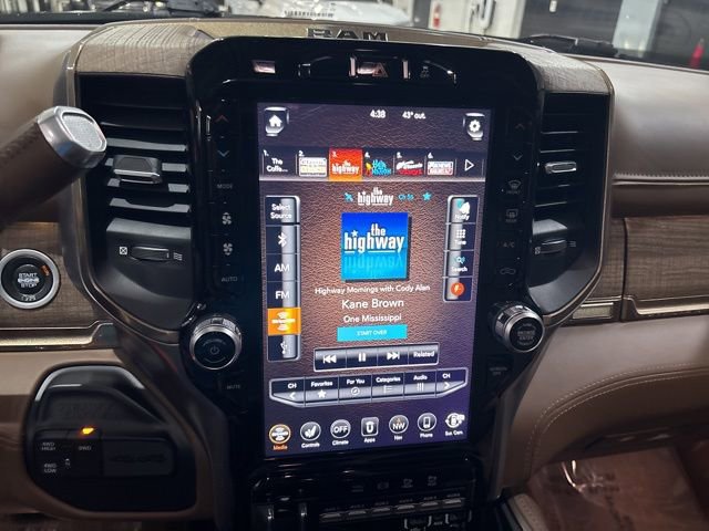 Used 2019 RAM 2500 Limited image 24