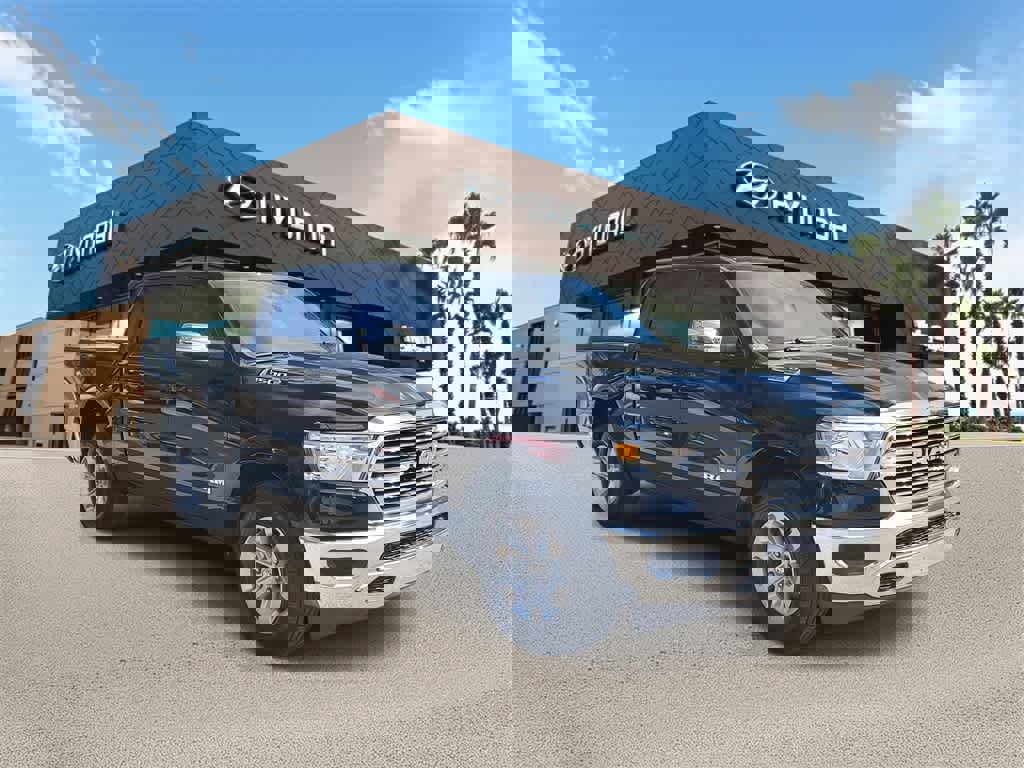 Used 2024 RAM 1500 Laramie image 4