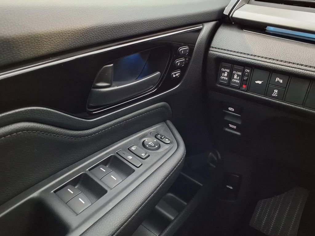 New 2026 Honda Odyssey Touring image 21