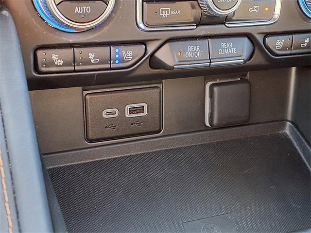 Used 2024 GMC Yukon AT4 w/ AT4 Premium Package image 56