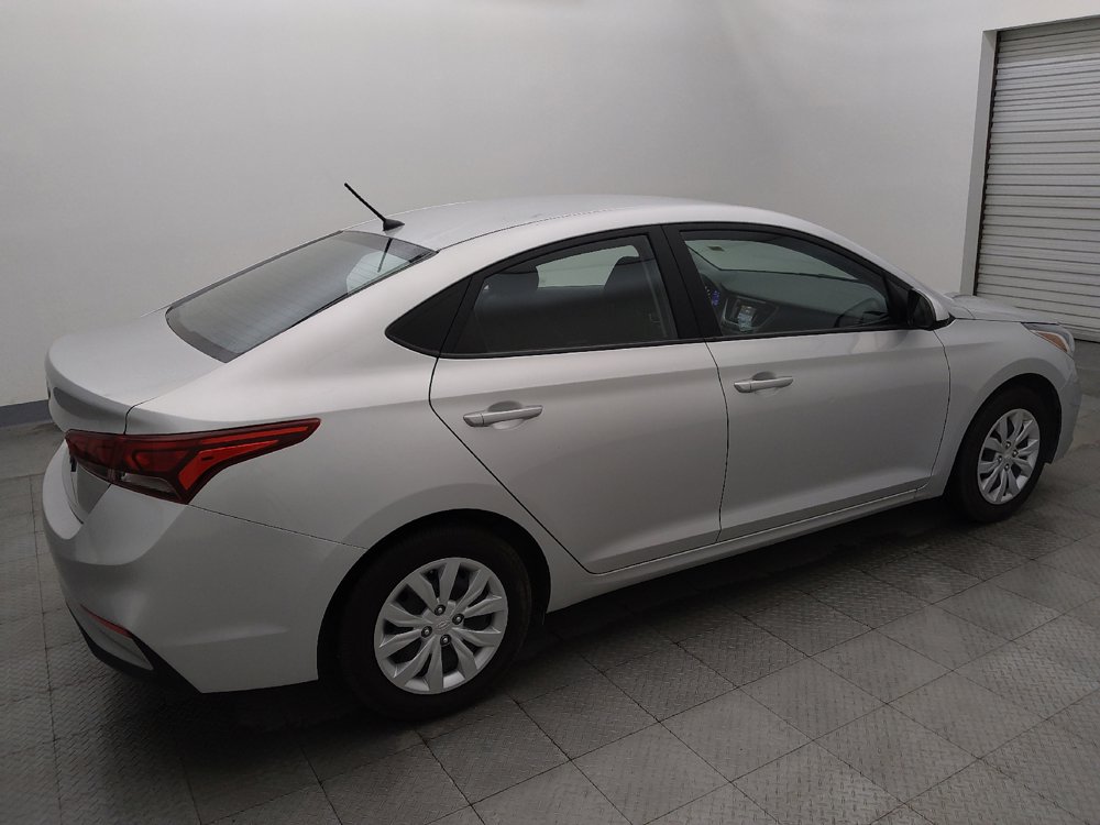 Used 2020 Hyundai Accent SE FWD image 10