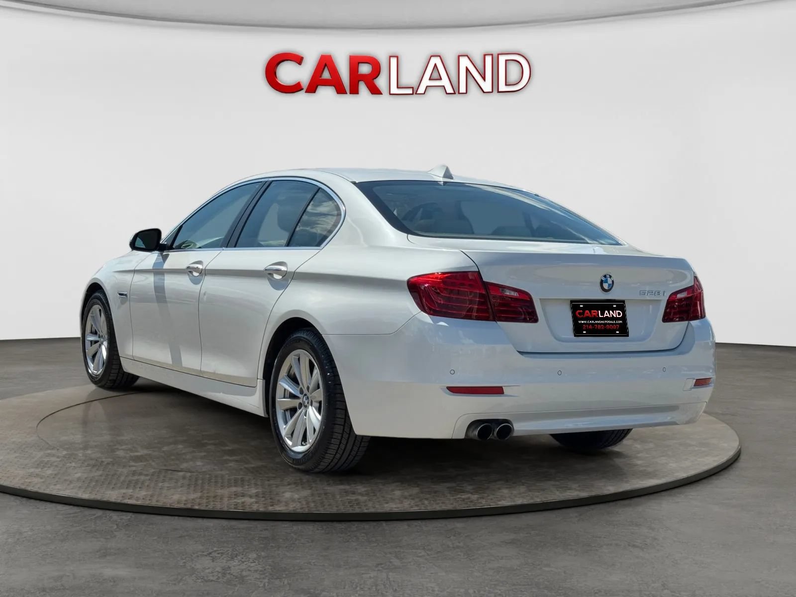 Used 2016 BMW 528i Sedan RWD image 4