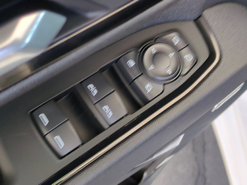 Used 2025 GMC Sierra 1500 AT4 AWD/4WD image 26