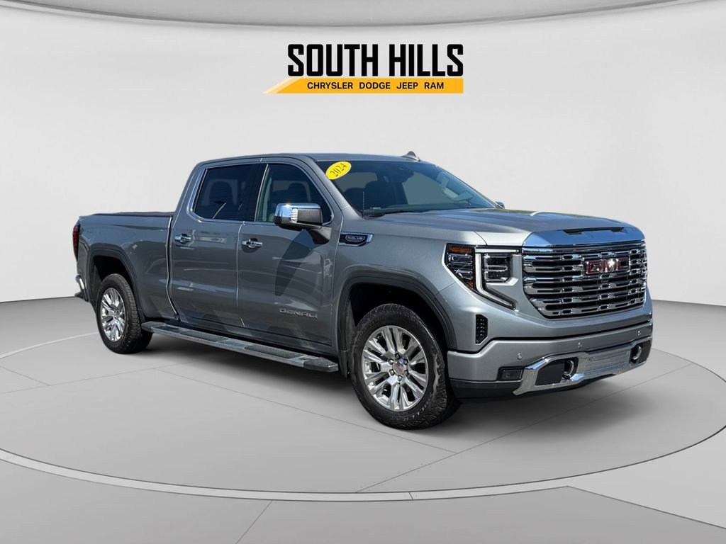Used 2024 GMC Sierra 1500 Denali w/ Technology Package AWD/4WD image 7