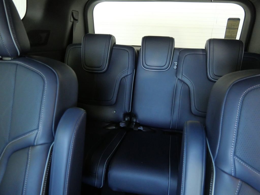 New 2026 INFINITI QX80 4WD image 16