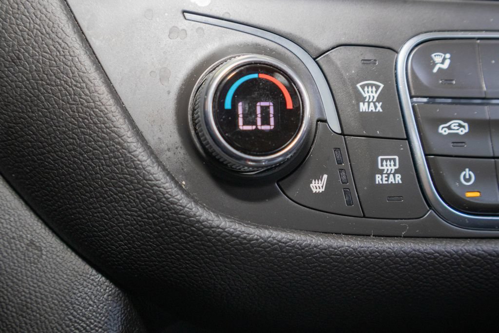 Used 2023 Chevrolet Equinox LT AWD/4WD image 21