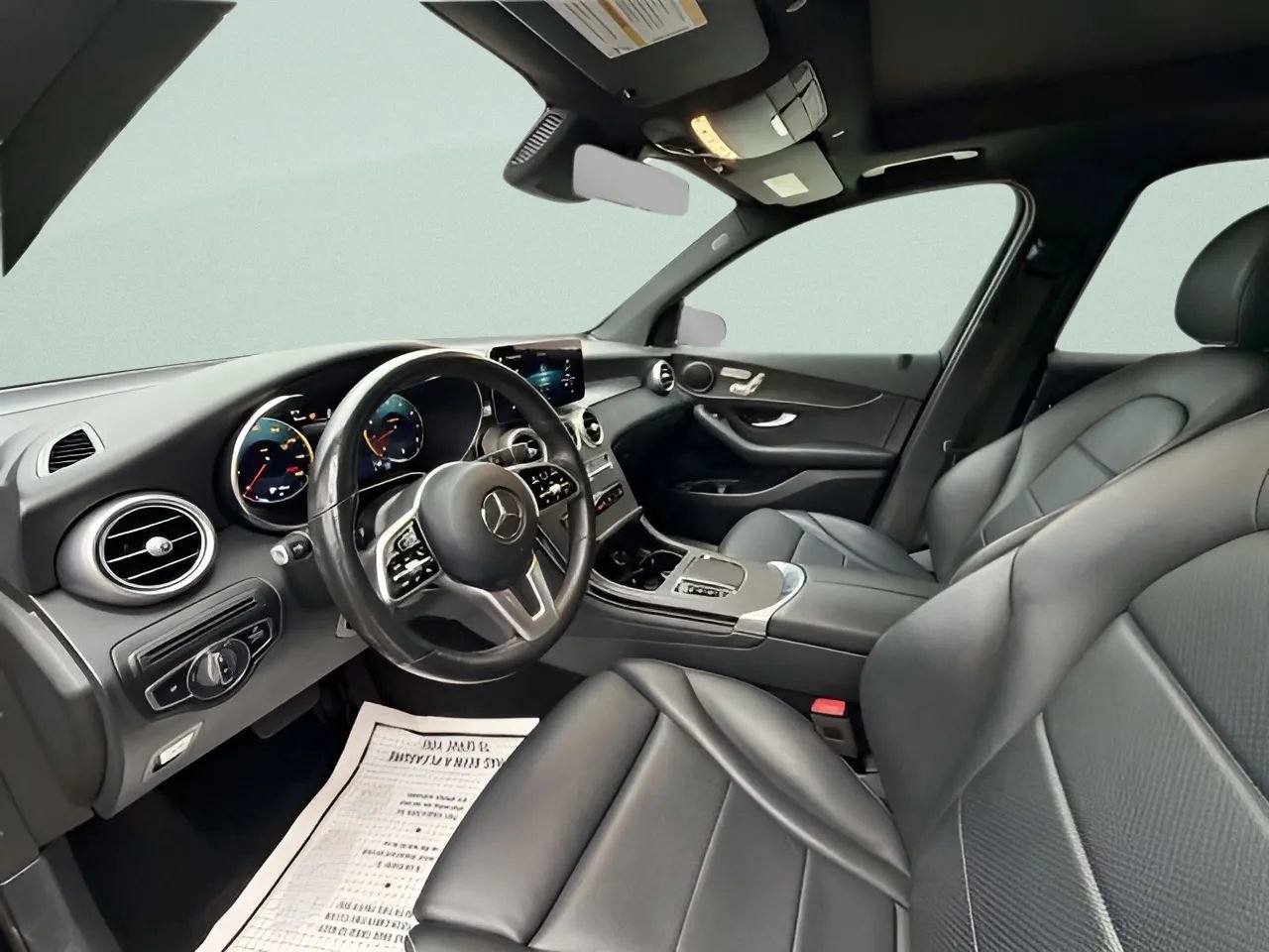 Used 2021 Mercedes-Benz GLC 300 4MATIC image 37