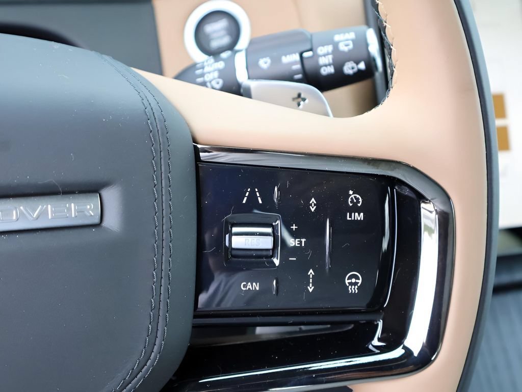 Certified 2026 Land Rover Range Rover Velar Autobiography AWD/4WD image 33