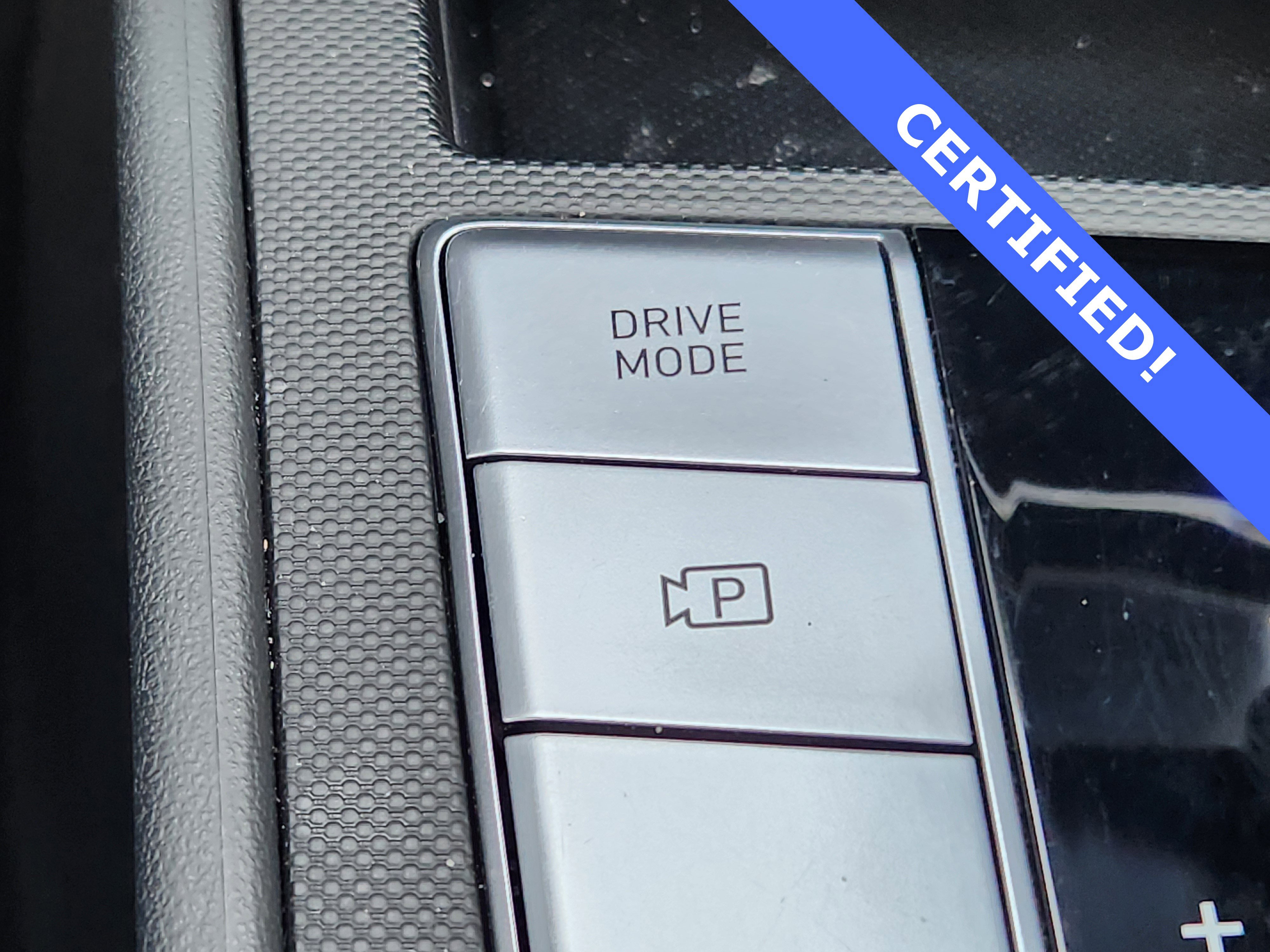 Certified 2024 Hyundai Elantra SEL image 29