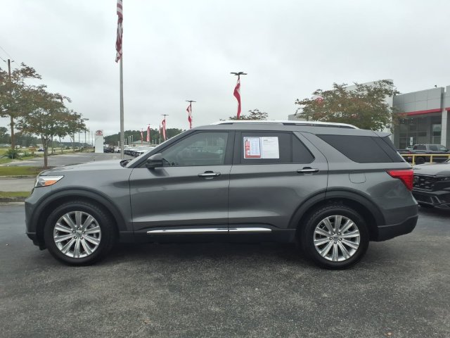 Used 2023 Ford Explorer Limited w/ Equipment Group 301A RWD image 3