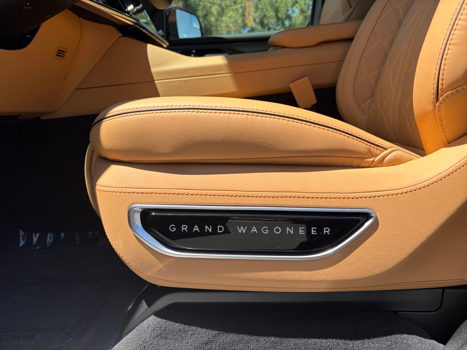 New 2026 Jeep Grand Wagoneer Summit AWD/4WD image 18