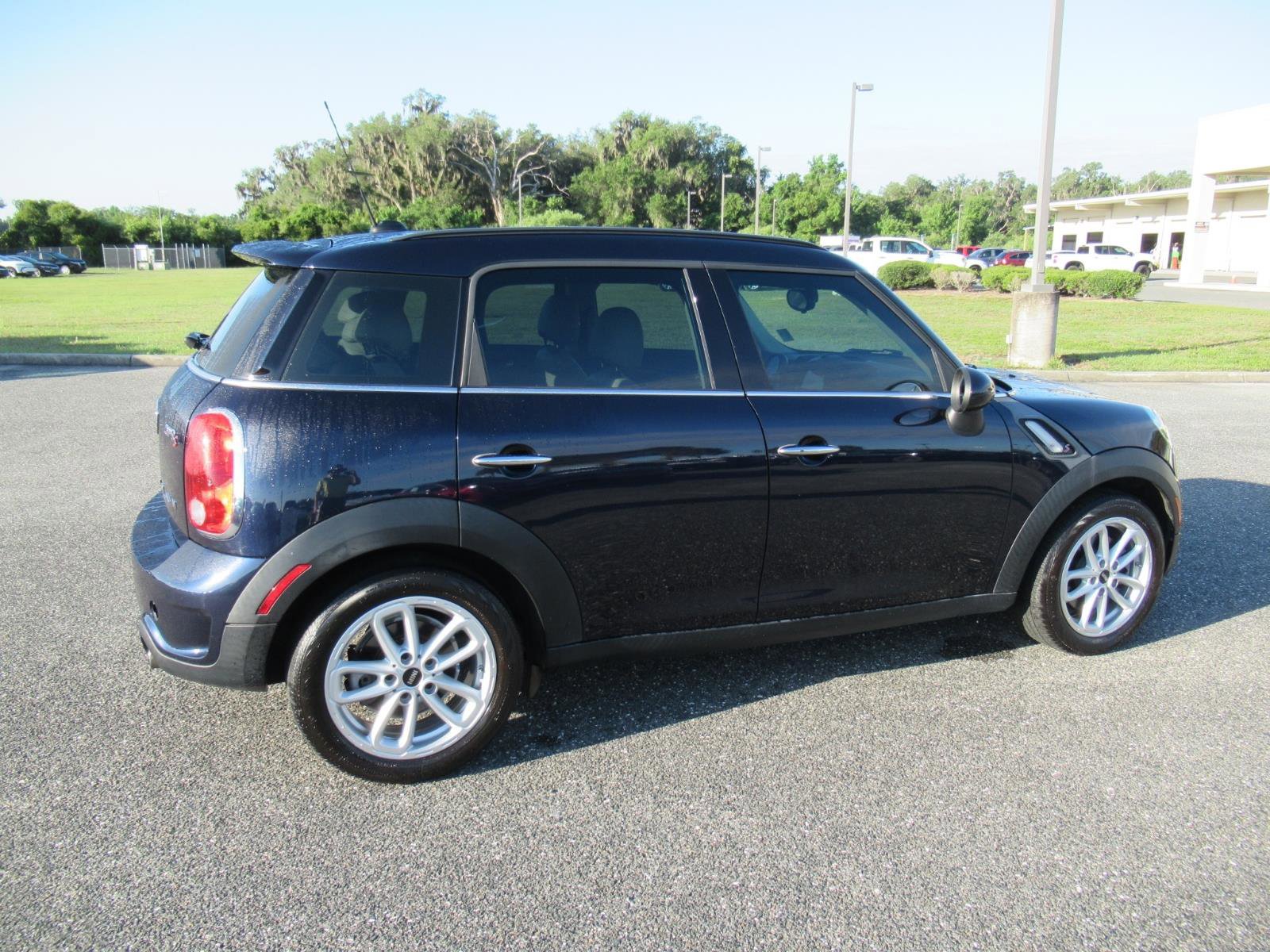 Used 2015 MINI Cooper Countryman S FWD image 8