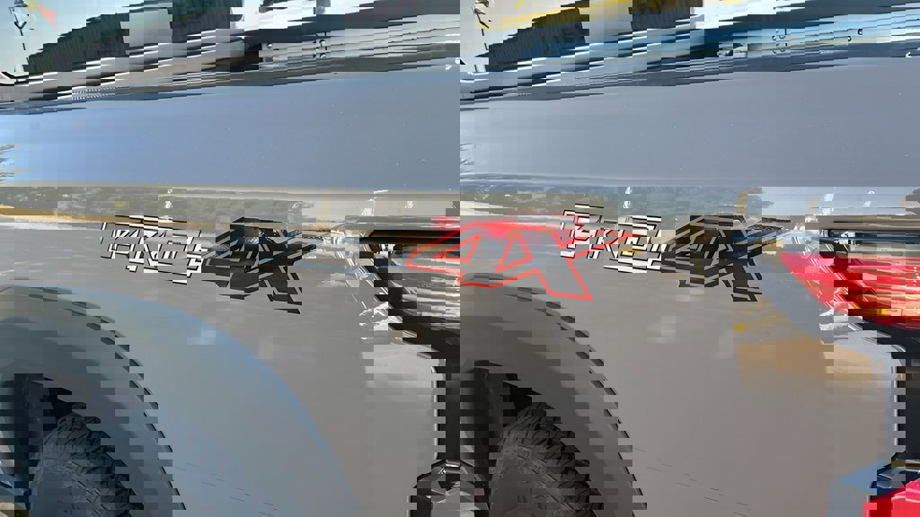 Used 2023 Nissan Frontier PRO-4X w/ Pro Convenience Package image 20