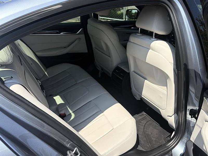 Used 2017 BMW 530i RWD image 47