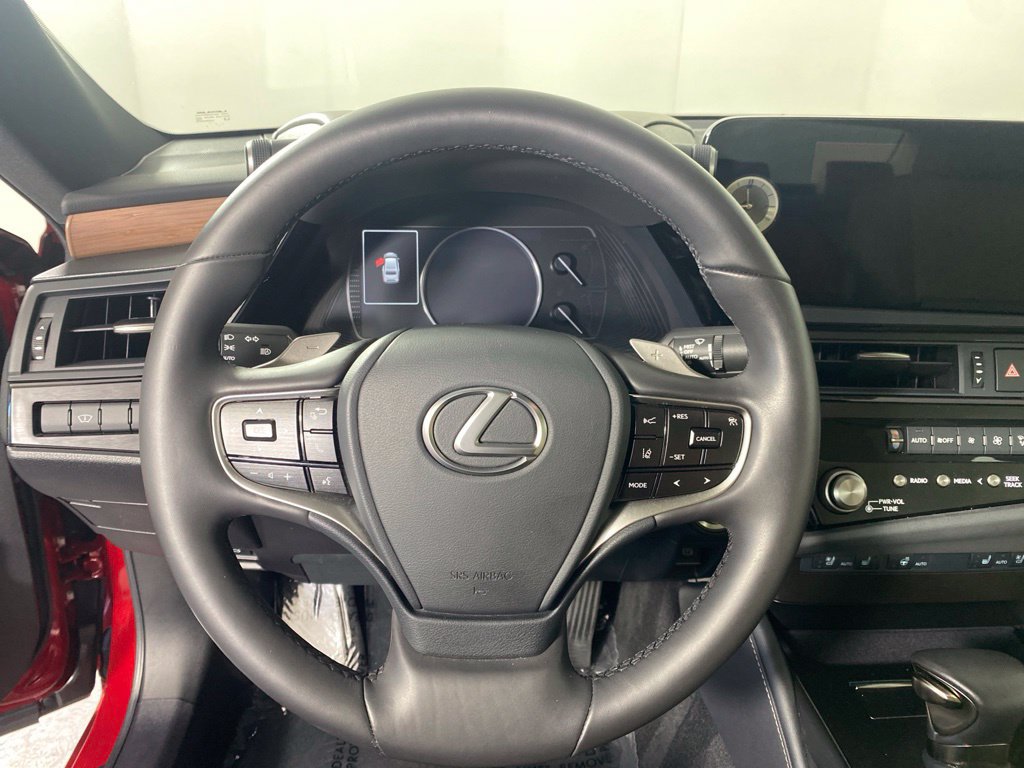 Certified 2024 Lexus ES 300h w/ Premium Package FWD image 15