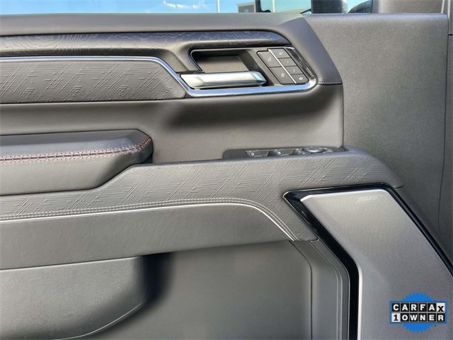 Used 2024 GMC Sierra 2500 AT4X image 16