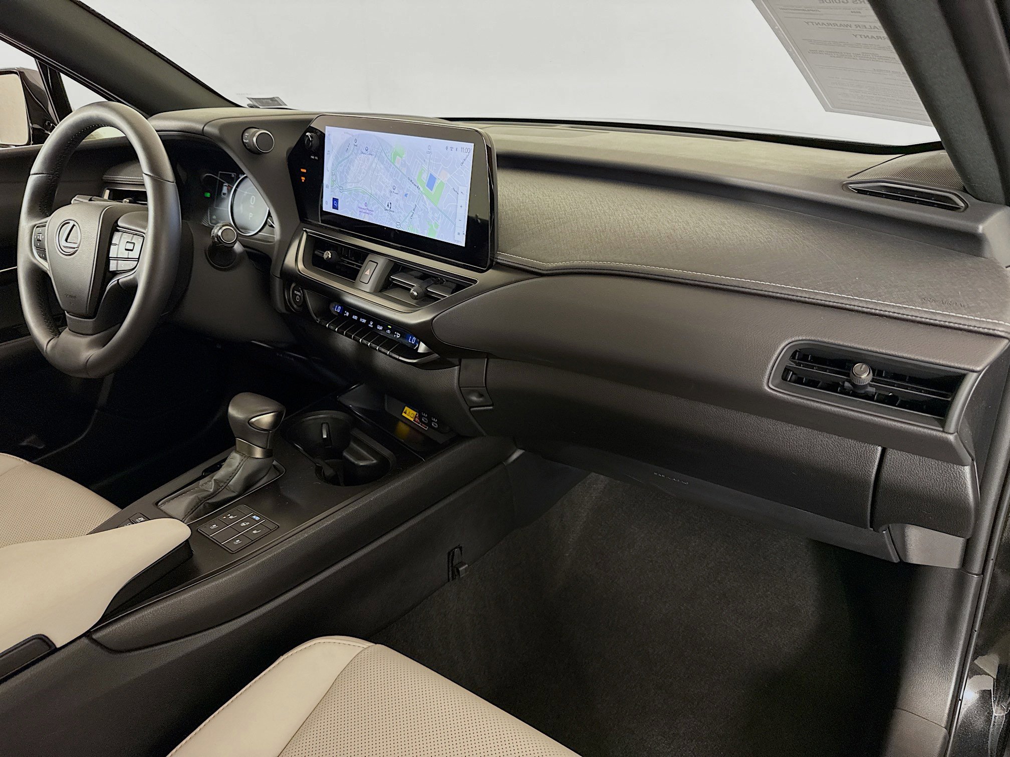 Used 2024 Lexus UX 250h AWD w/ Premium Package image 28