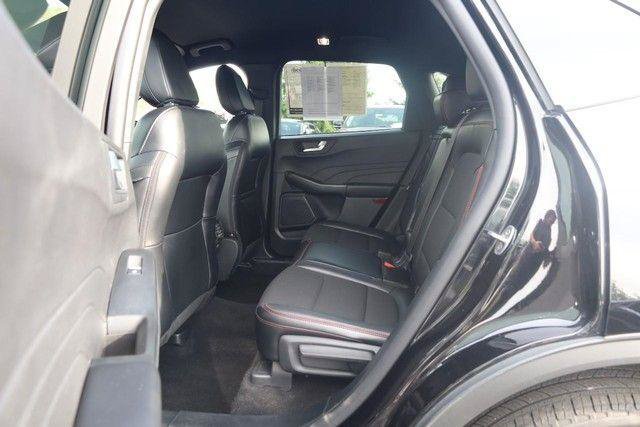Used 2025 Ford Escape ST-Line AWD/4WD image 21