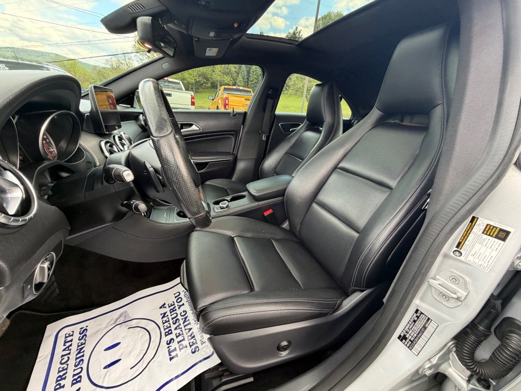 Used 2017 Mercedes-Benz CLA 250 4MATIC image 11