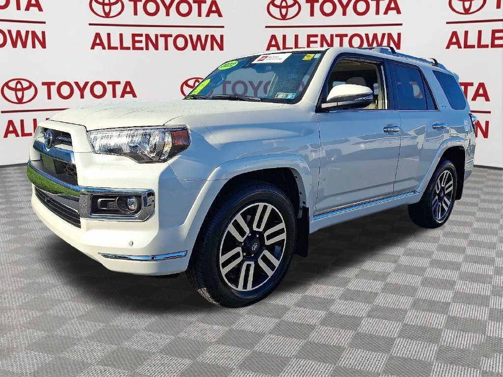 Used 2022 Toyota 4Runner Limited AWD/4WD image 3