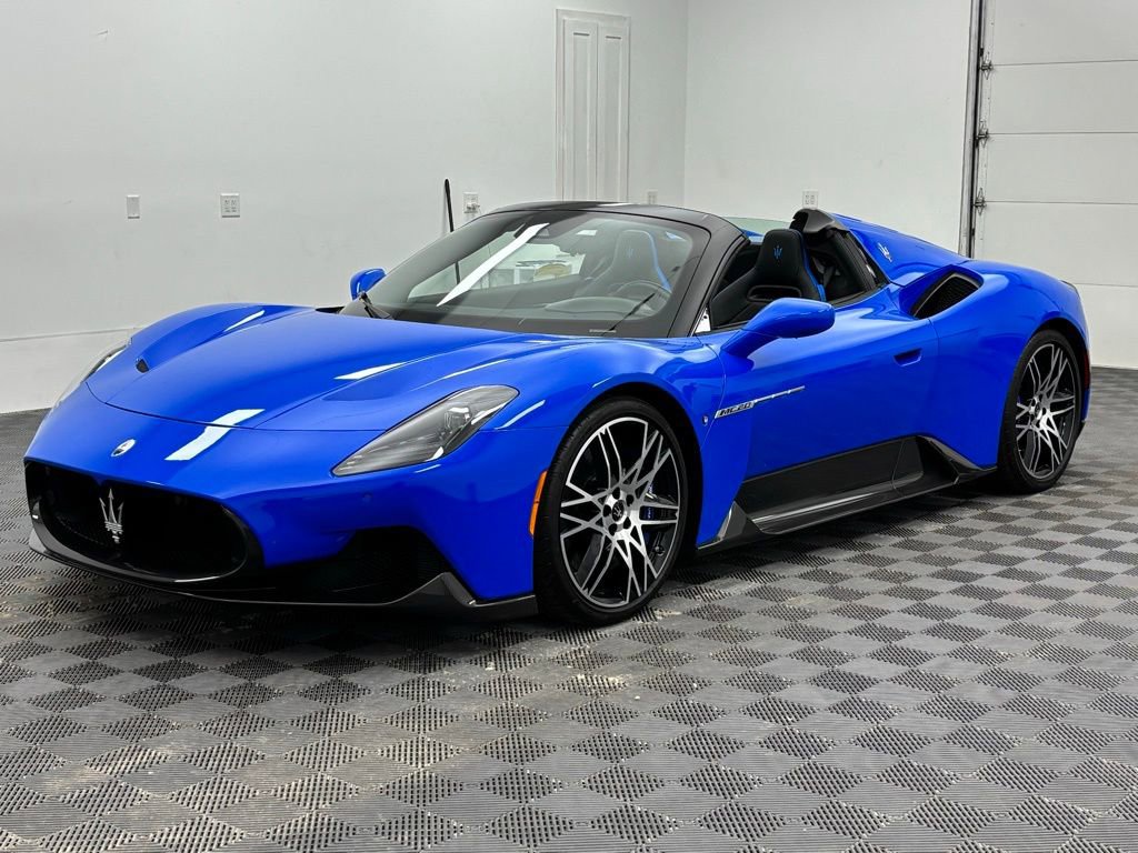 Used 2023 Maserati MC20 Spyder image 8