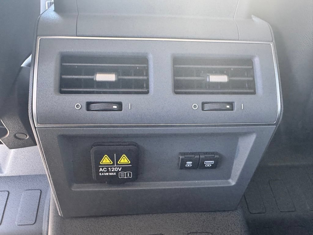 New 2026 INEOS Grenadier Station Wagon AWD/4WD image 18
