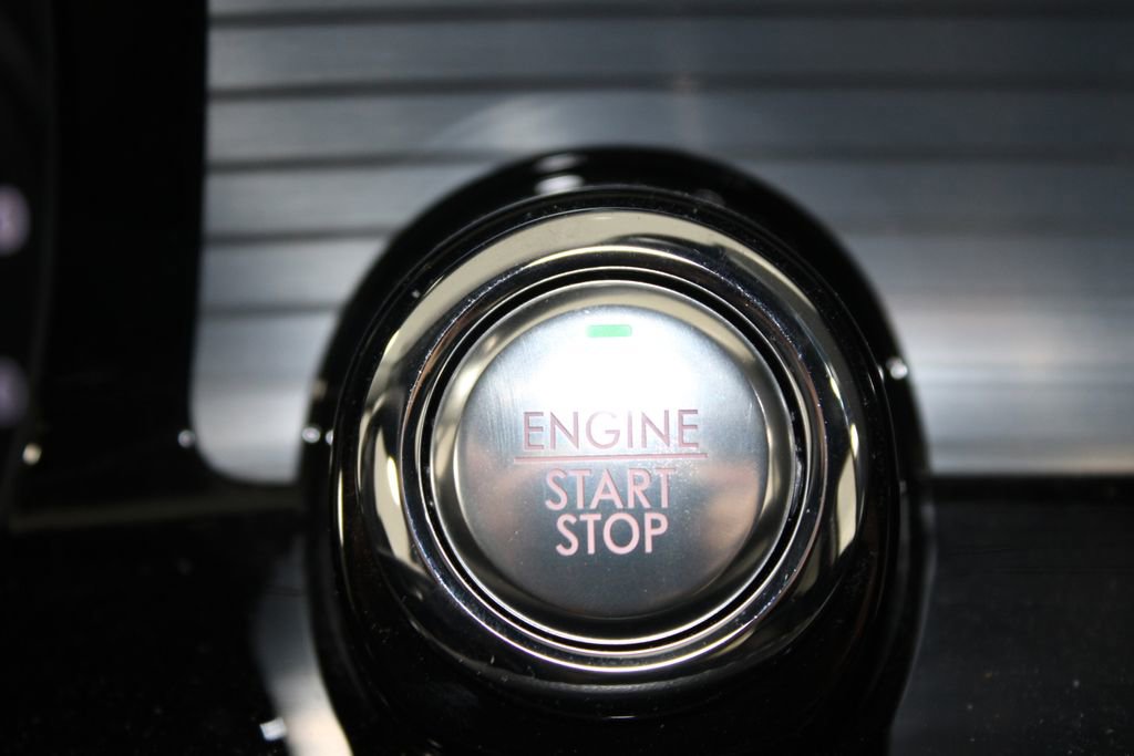 Used 2022 Lincoln Corsair FWD w/ Equipment Group 101A image 24