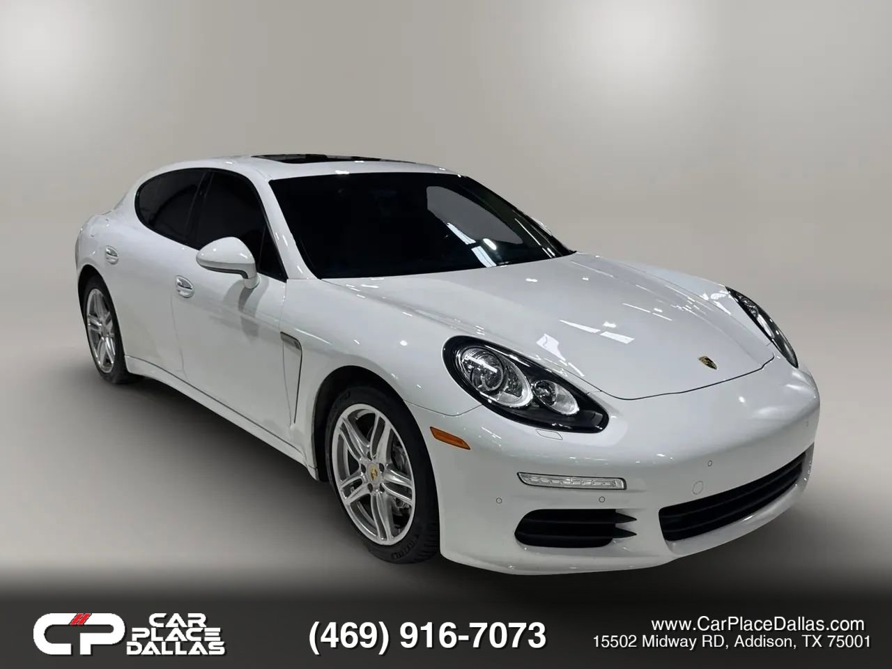 Used 2015 Porsche Panamera 4 w/ Premium Package Plus AWD/4WD image 5