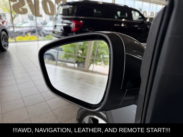 Used 2023 Ford Escape Platinum AWD/4WD image 24