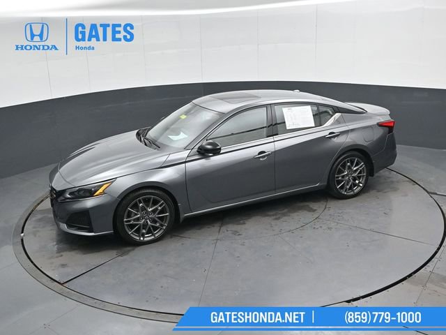 Used 2023 Nissan Altima 2.0 SR image 46