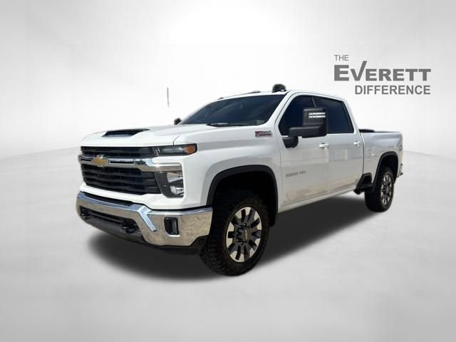 Used 2024 Chevrolet Silverado 2500 LT w/ All Star Edition image 3