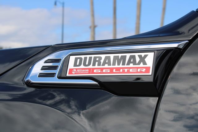 Used 2024 GMC Sierra 3500 Denali w/ Denali Reserve Package image 17