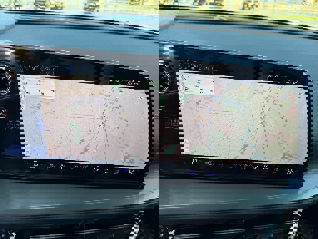 New 2026 Chevrolet Traverse LT image 18