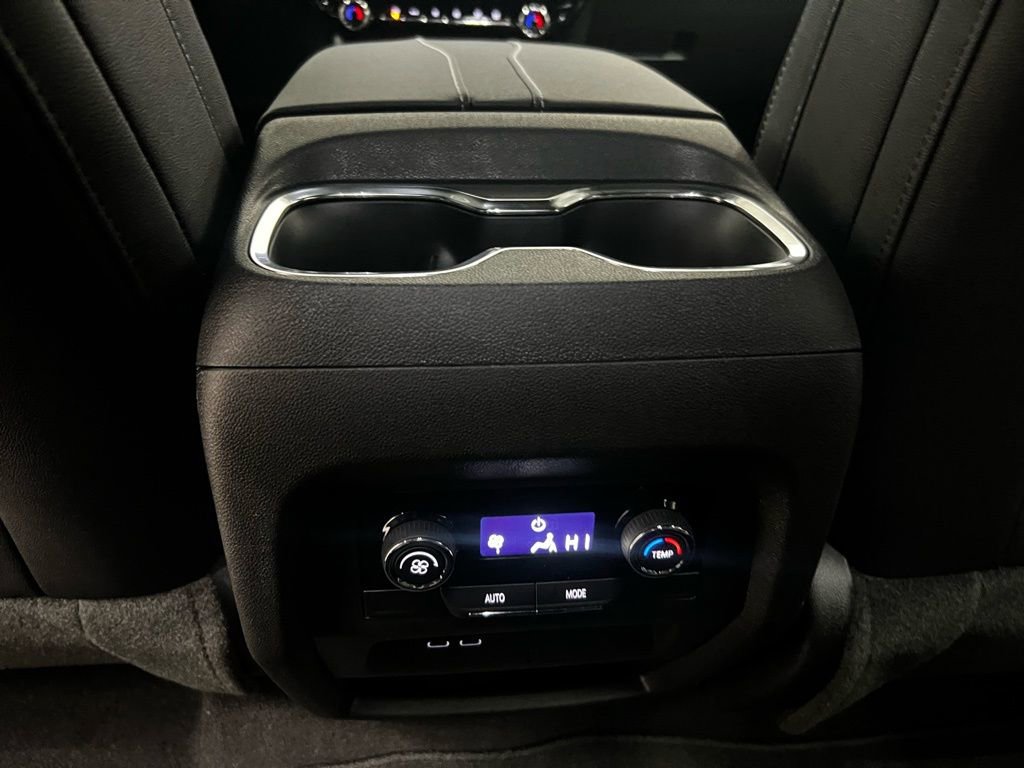 New 2026 Chevrolet Traverse LT w/ Midnight/Sport Edition image 29